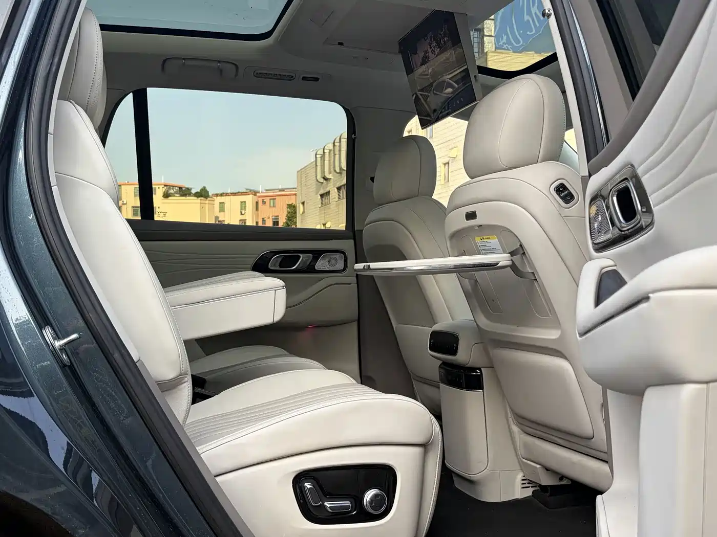 Geely Galaxy Galaxy M9 2025 2025 Model 230km 2WD Explorer+ Edition