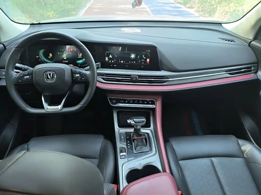 Фото 10 - Changan CS55 PLUS