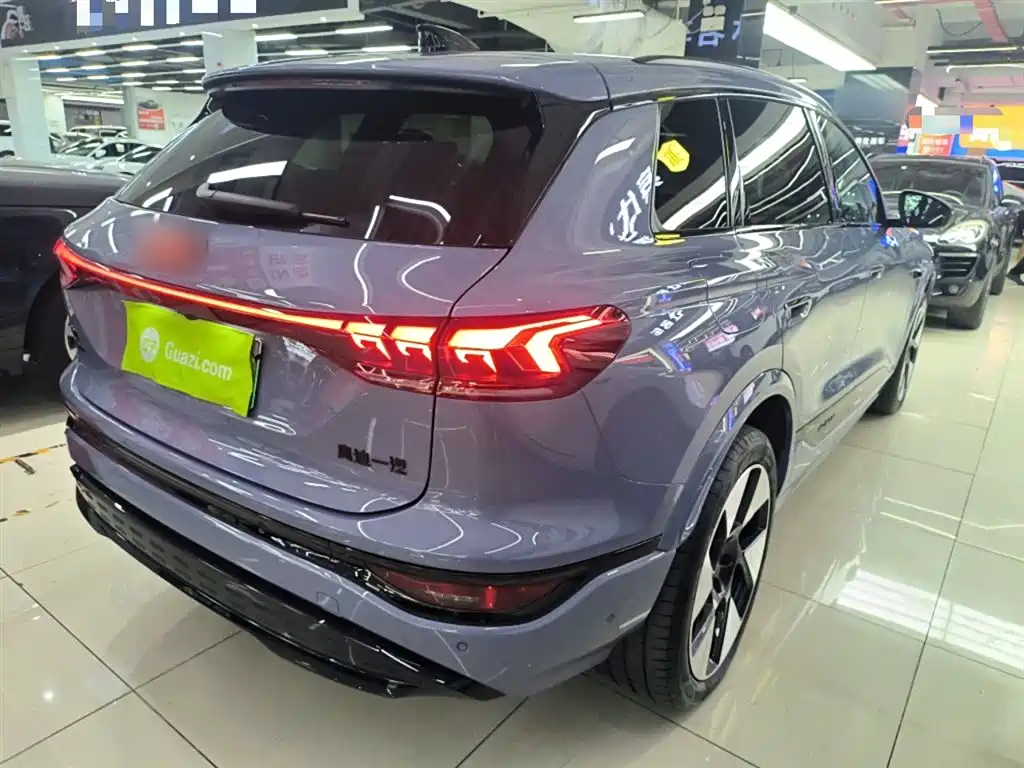 Audi Q6L e-tron 2025 Model Pioneer Edition фото 7