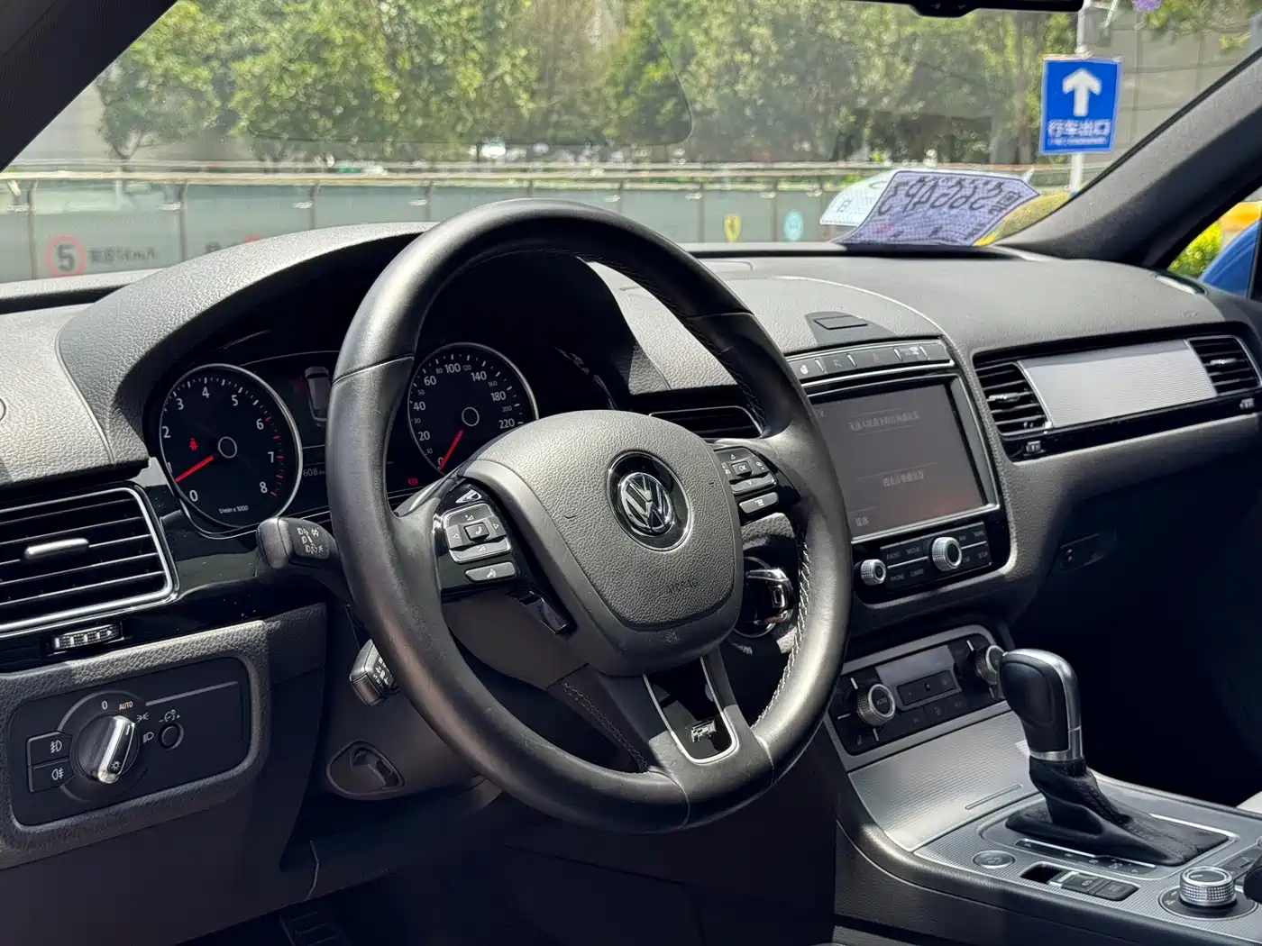 Volkswagen Touareg 2016 3.0TSI R-Line фото 13