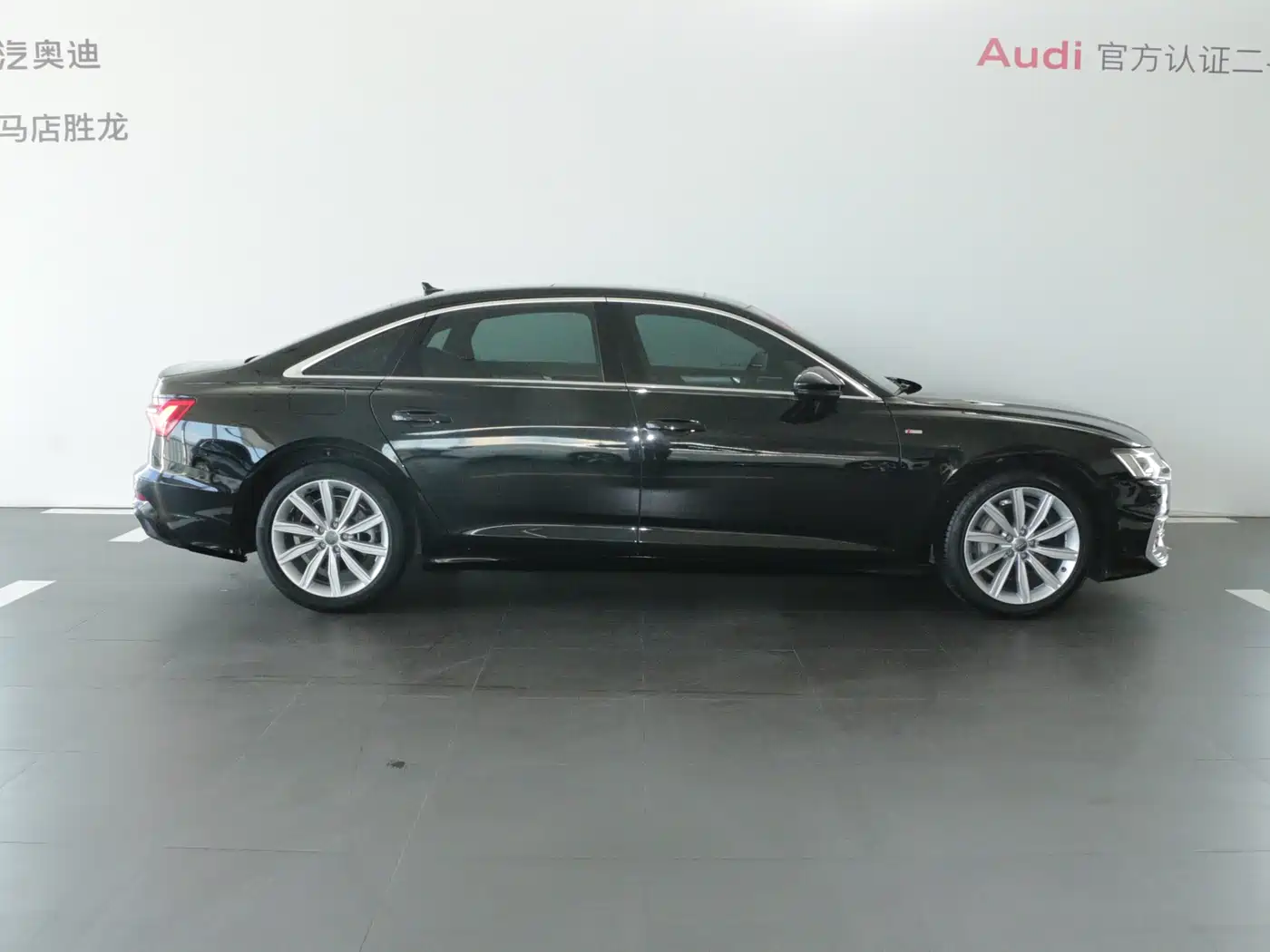 Audi A6L 2023 45 TFSI Premium Selection Dynamic фото 3