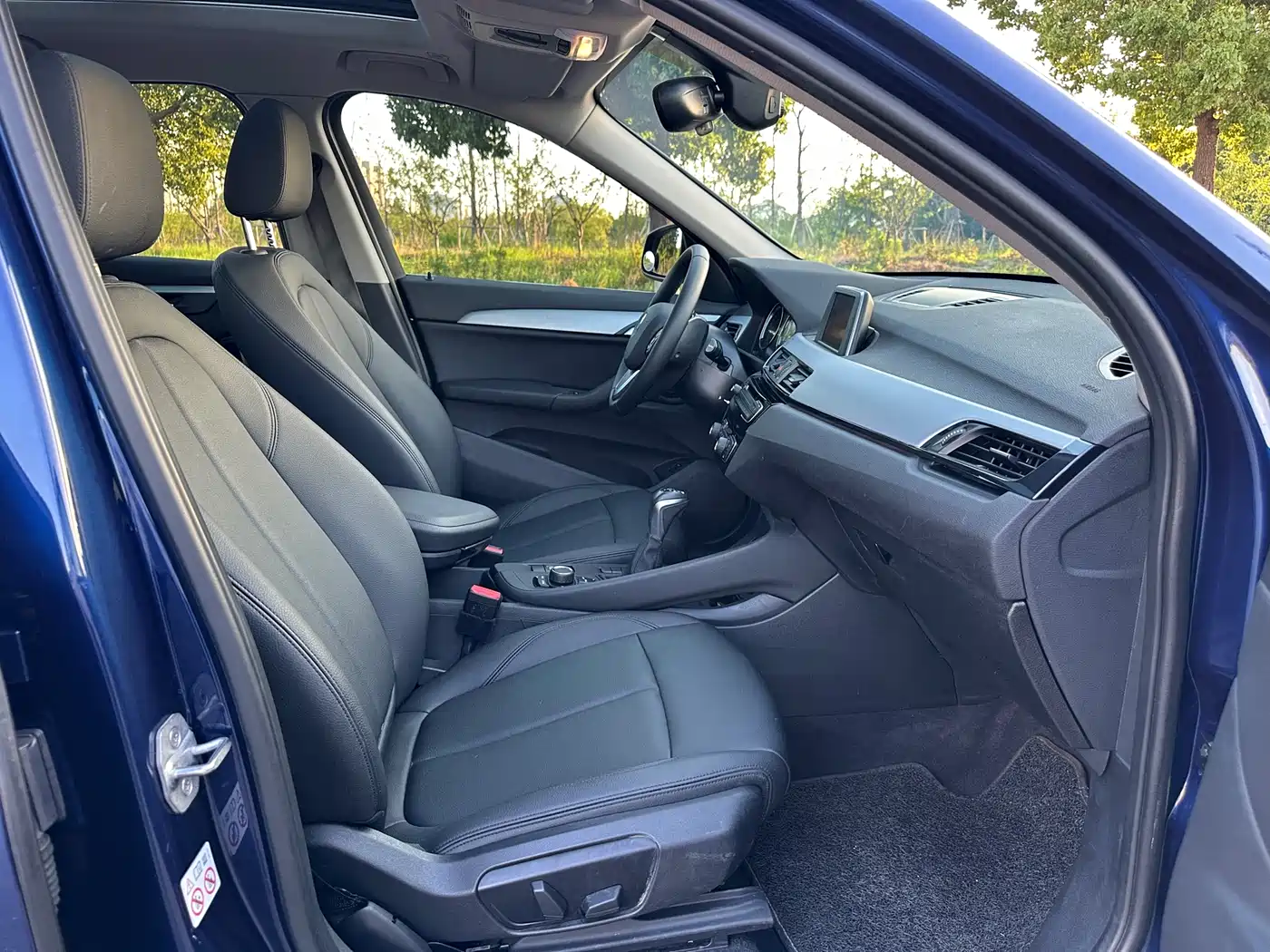 BMW X1 2018 sDrive20Li Leading Model фото 17