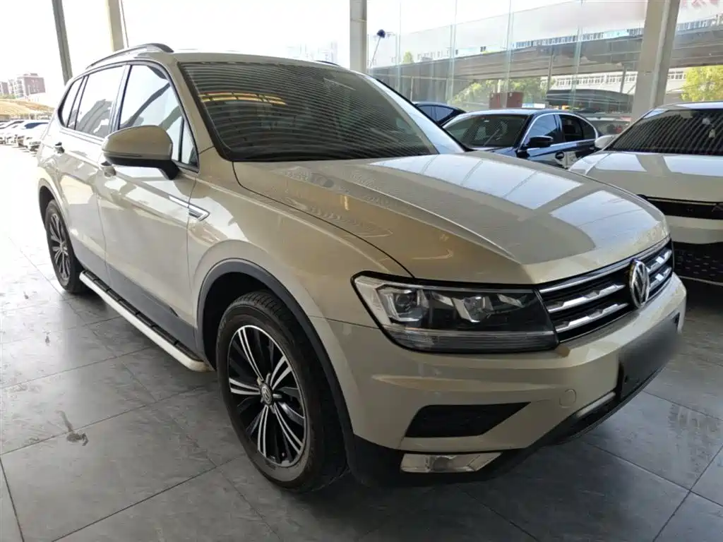 Volkswagen Tiguan L 2019 330TSI Automatic 2WD Trend Edition China VI фото 4