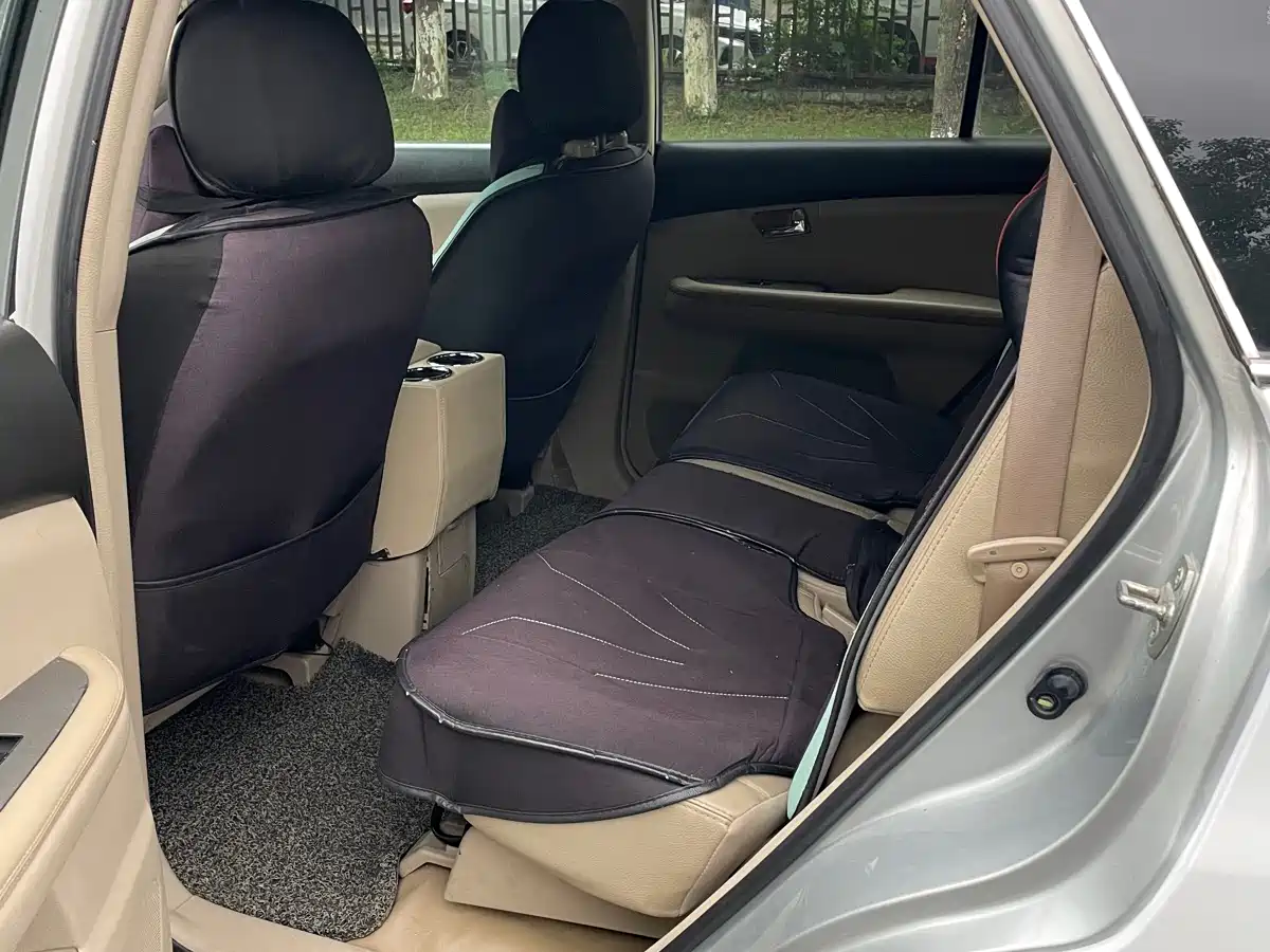 BYD S6 2012 2.0L Manual Luxury фото 9