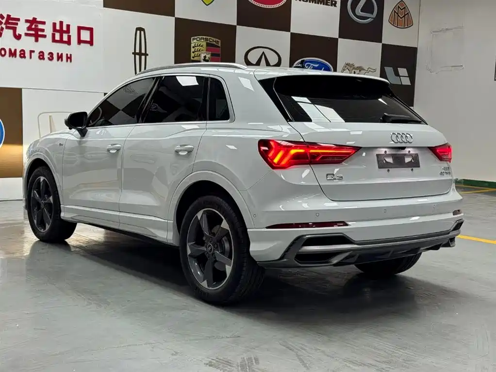 Audi Q3 2022 35 TFSI Fashion Dynamic фото 4