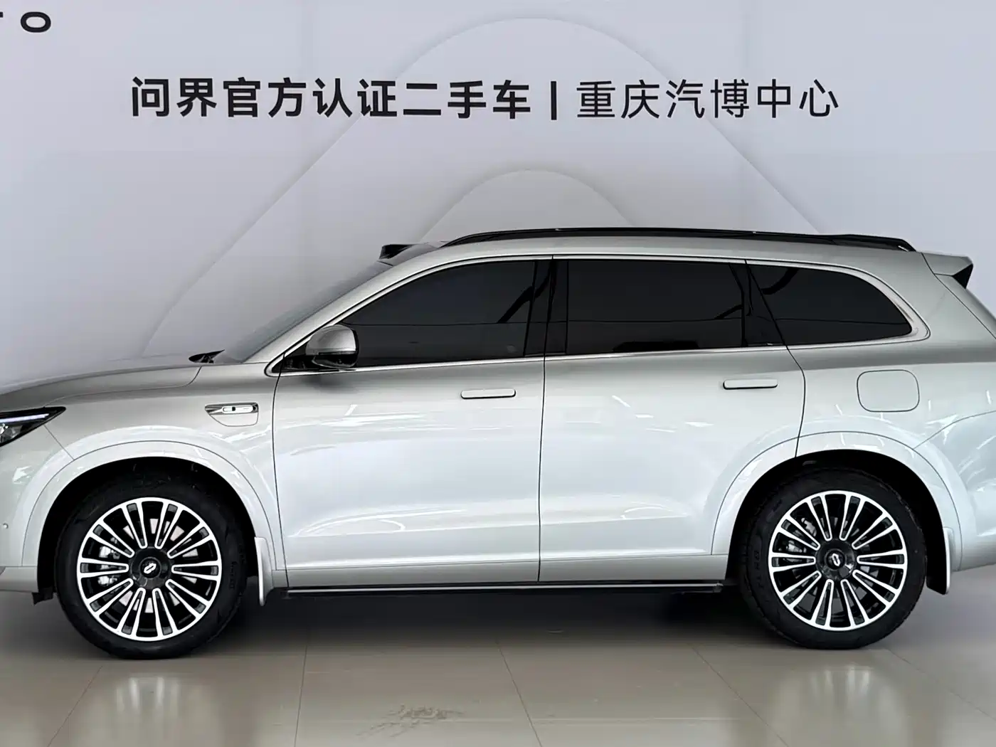AITO Wenjie AITO M7 2024 1.5T Smart AWD Max Edition 5-Seater фото 4