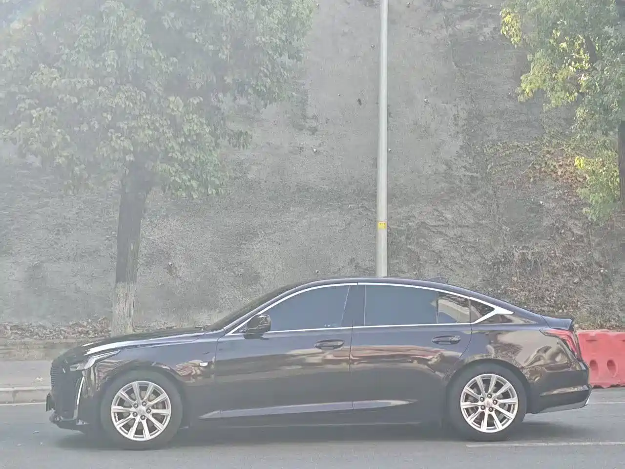 Photo 4 - Cadillac CT5