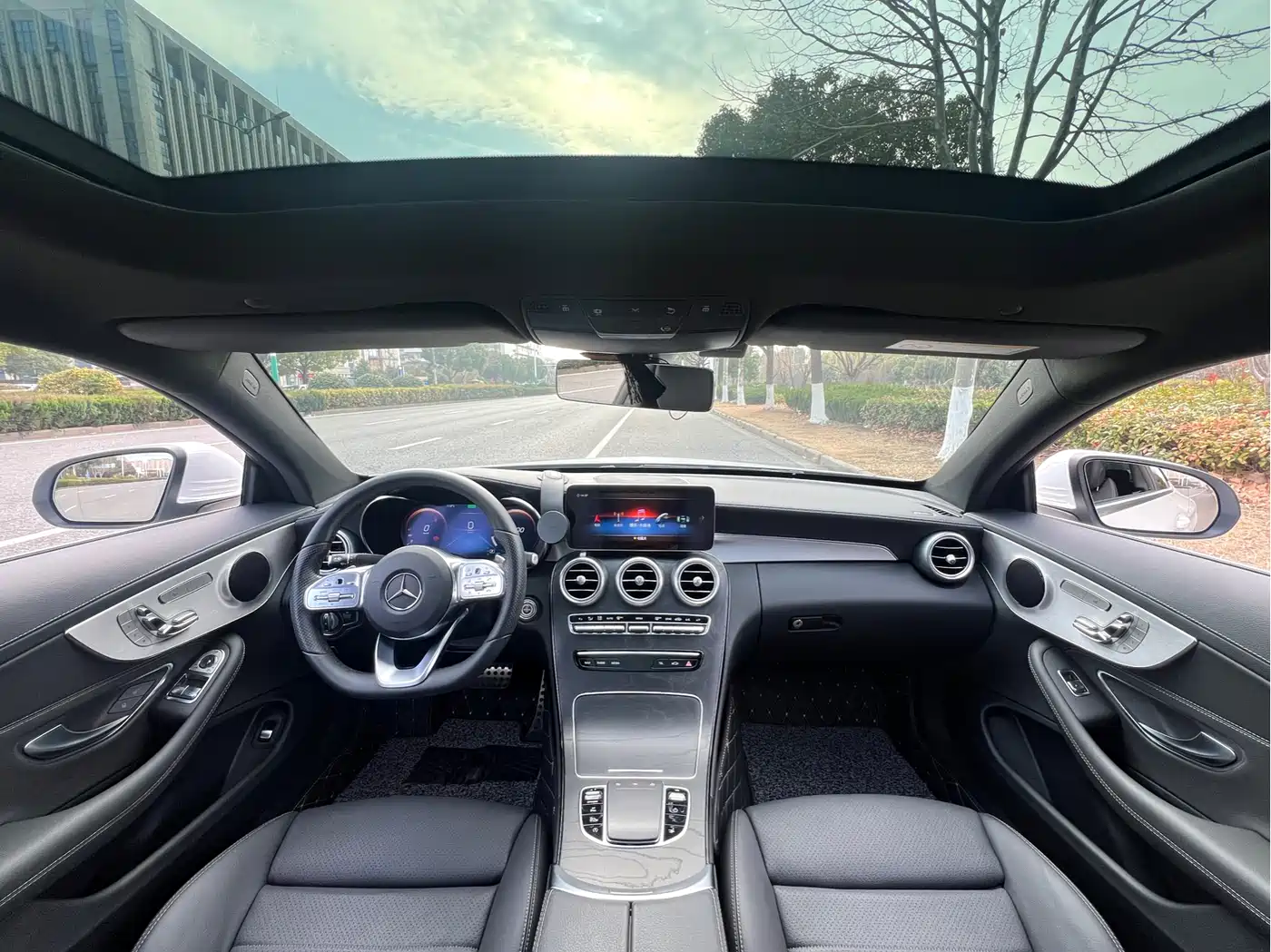 MERCEDES-BENZ C CLASS