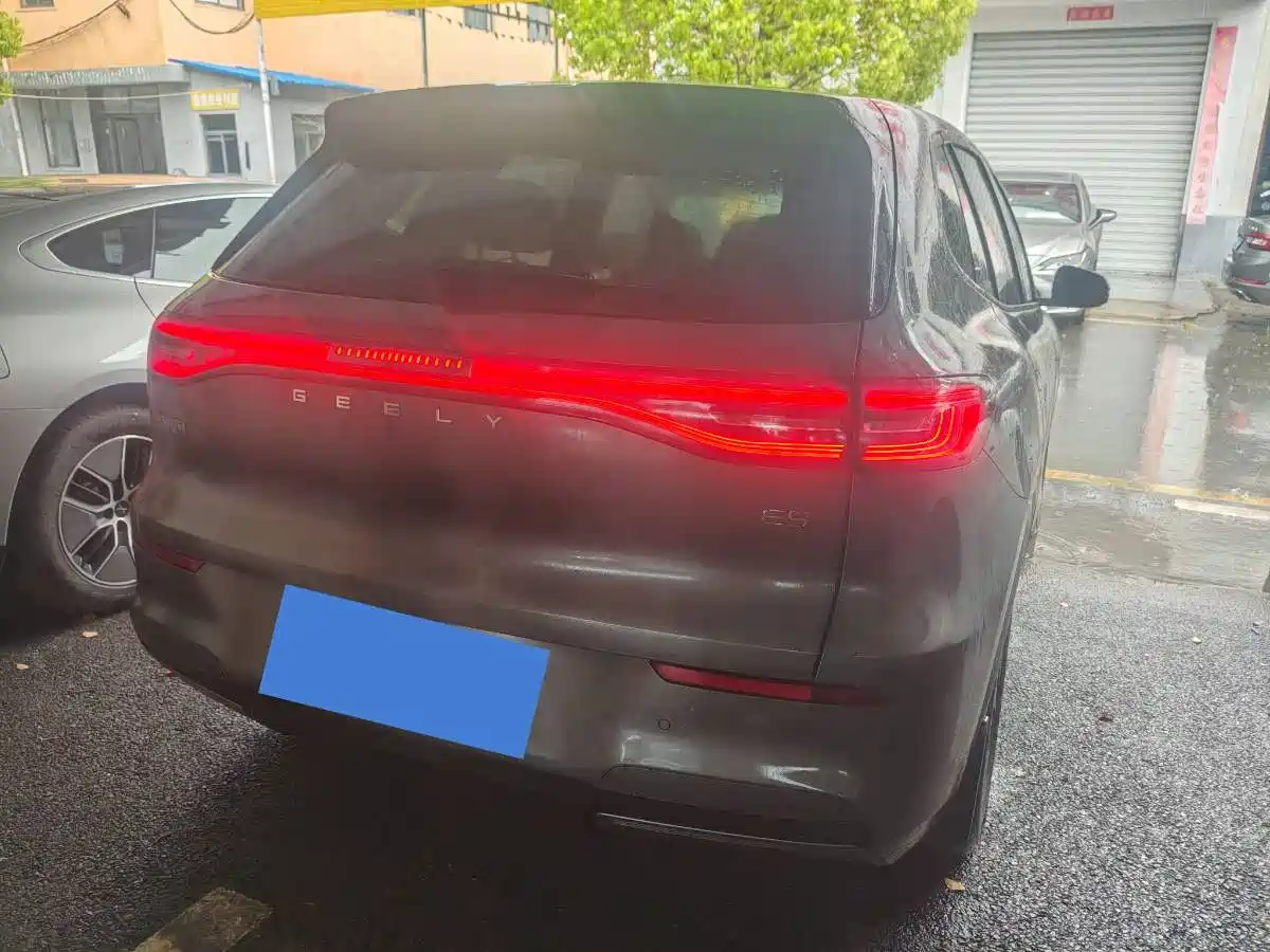 Geely Galaxy Galaxy E5 2024 530km Voyage Edition фото 11