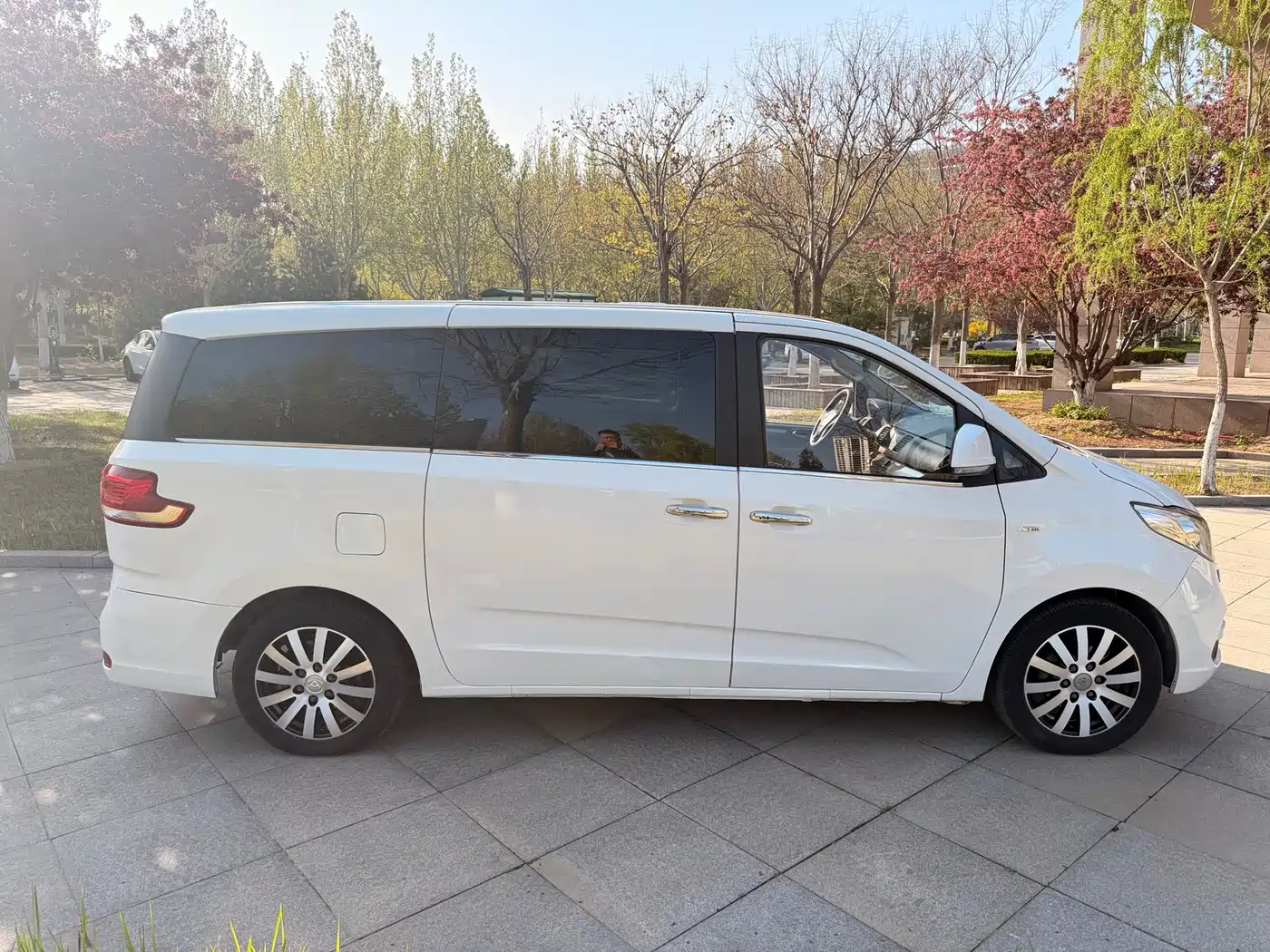 SAIC Maxus Maxus G10 2014 2.0T Automatic Luxury Executive Edition фото 7
