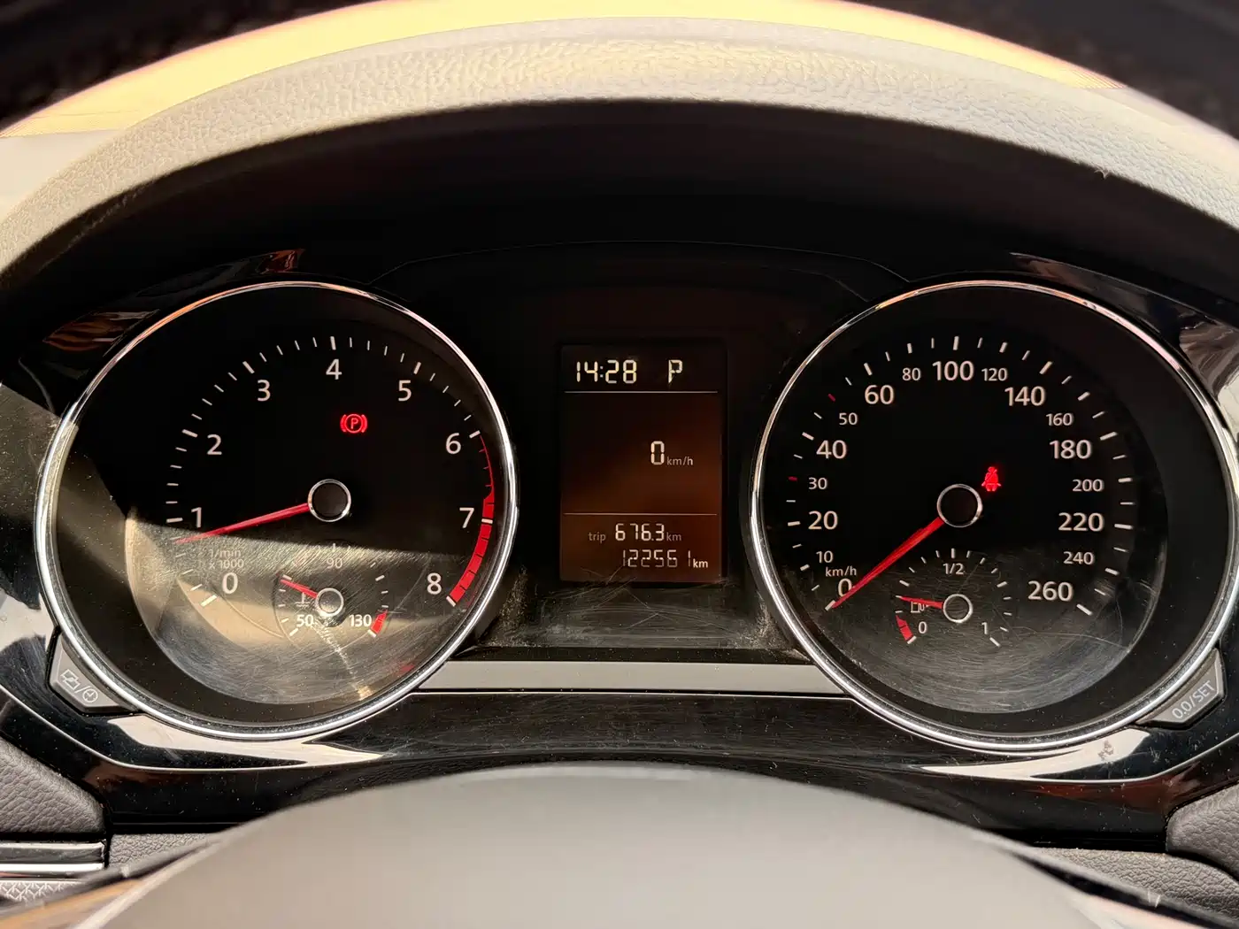 Volkswagen Sagitar 2016 230TSI 25th Anniversary Edition фото 15