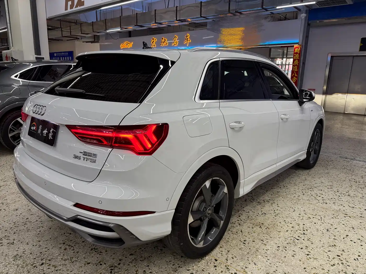 Audi Q3 2022 35 TFSI Fashion Dynamic фото 6