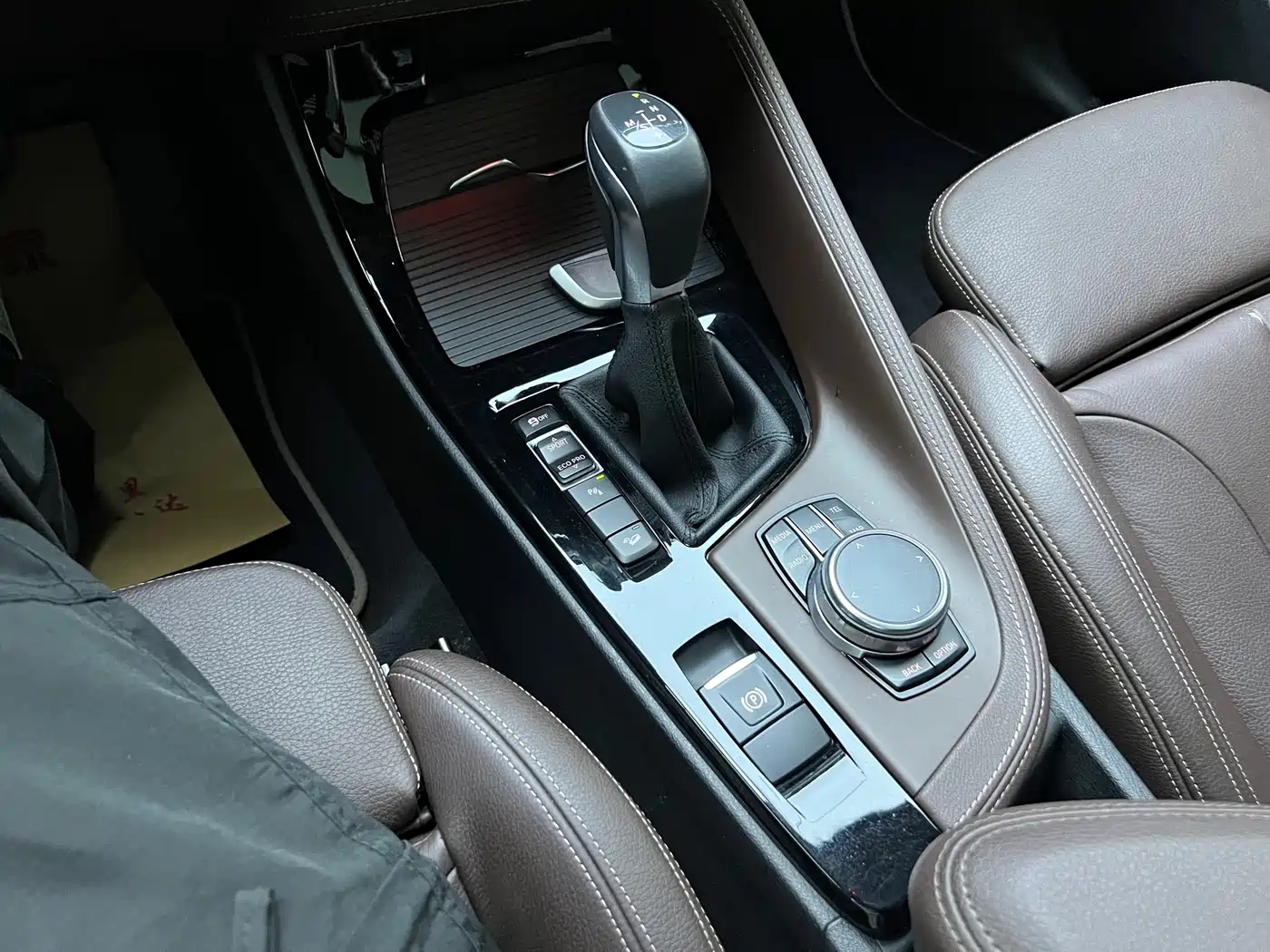 BMW X1 2016 xDrive20Li Luxury Model фото 7