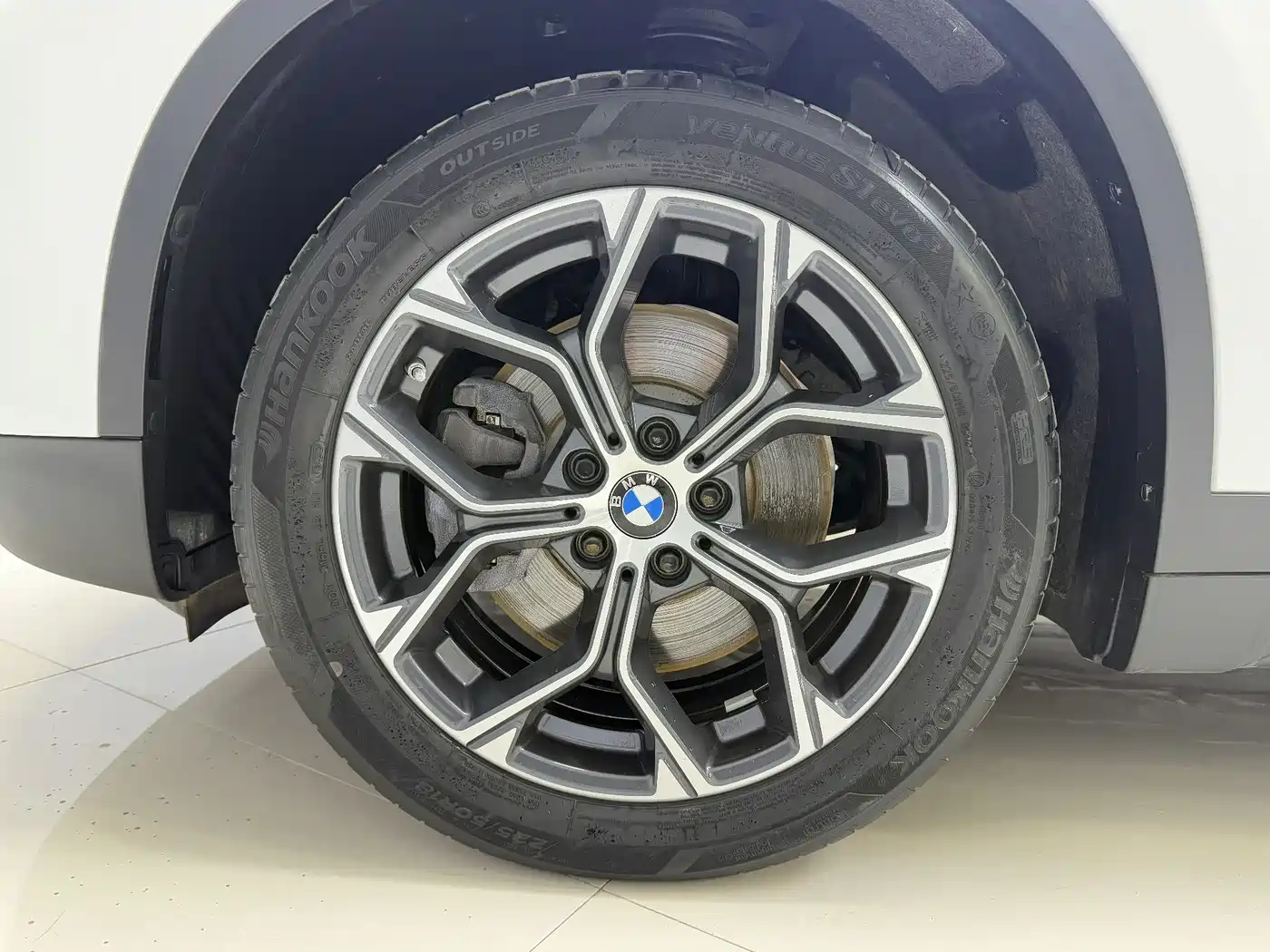 BMW X1 2022 sDrive25Li Leading фото 21