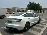 Фото 3 - Tesla Model 3