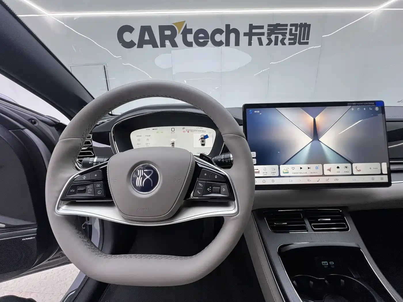 BYD Han 2025 DM-i Smart Driving Edition 125KM LiDAR Flagship фото 23