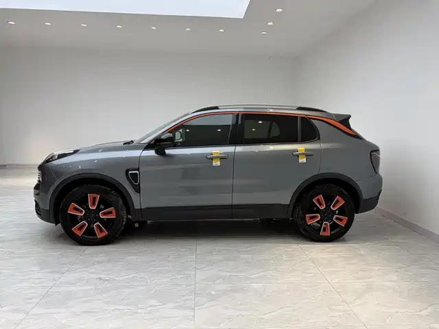 Lynk & Co 01 2019 2.0T 2WD Pro Edition China V фото 3
