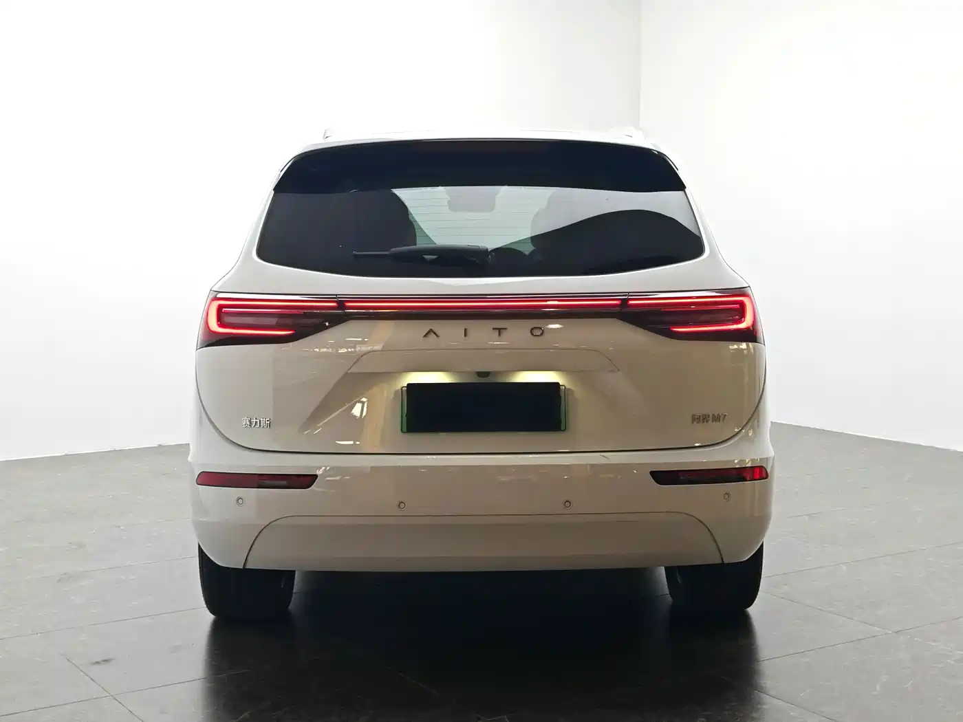 AITO Wenjie AITO M7 2022 1.5T AWD Luxury Edition фото 5