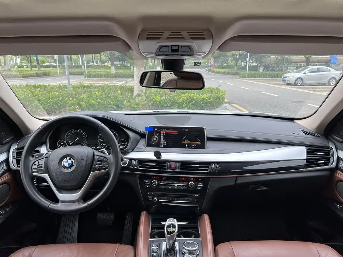 BMW X6 2015 xDrive35i Leading Type фото 10
