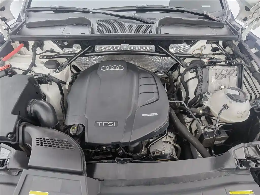 Audi Q5L 2020 Facelift 40 TFSI Honor Progressive фото 6