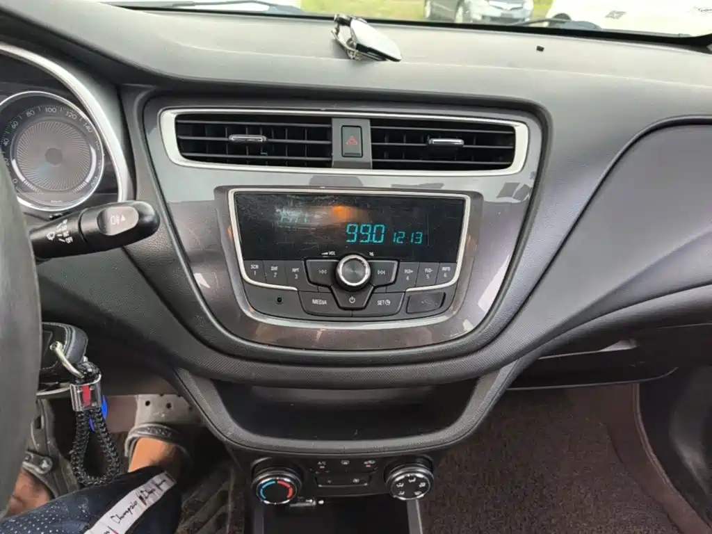 Chevrolet Lova RV 2016 2016 1.5L Automatic Smart-Ride