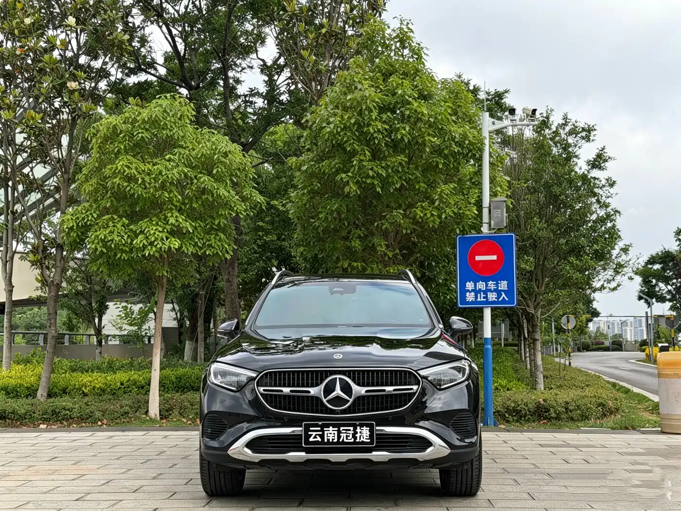 Mercedes-Benz GLC 2024 GLC 260 L 4MATIC Dynamic 5-seater фото 2