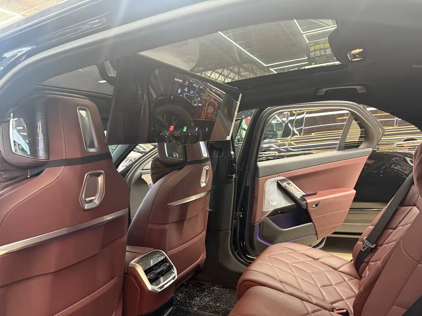 BMW i7 2023 eDrive50L Premium M Sport Package фото 17