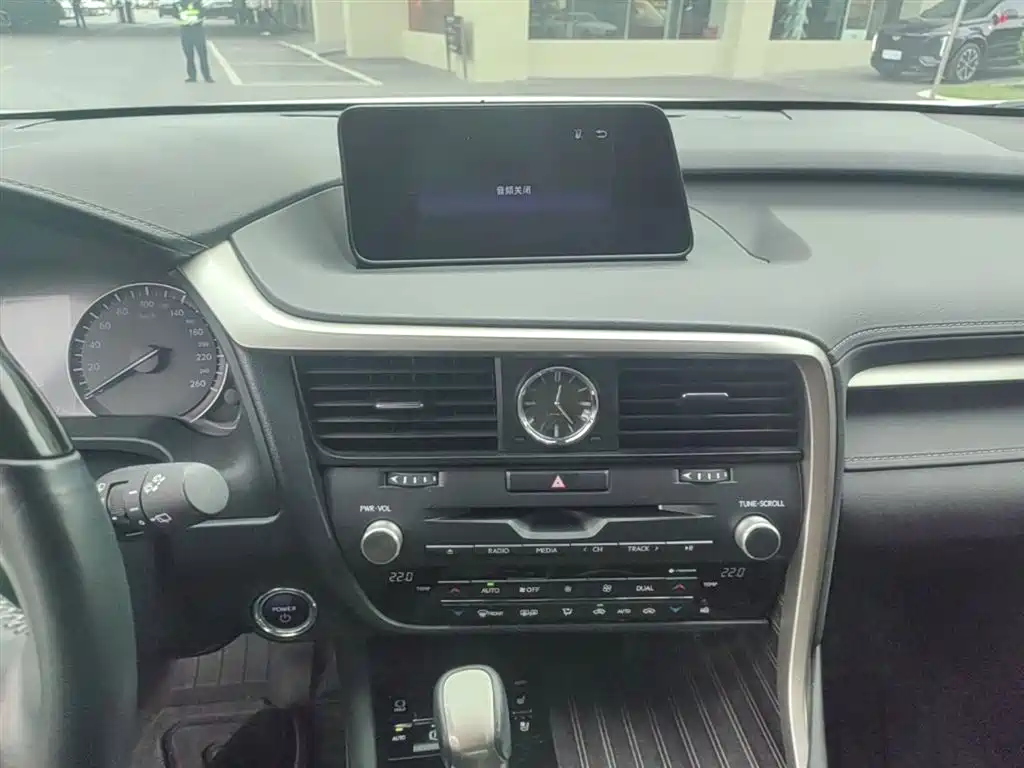 Lexus RX 2016 450h 4WD Luxury Edition фото 20