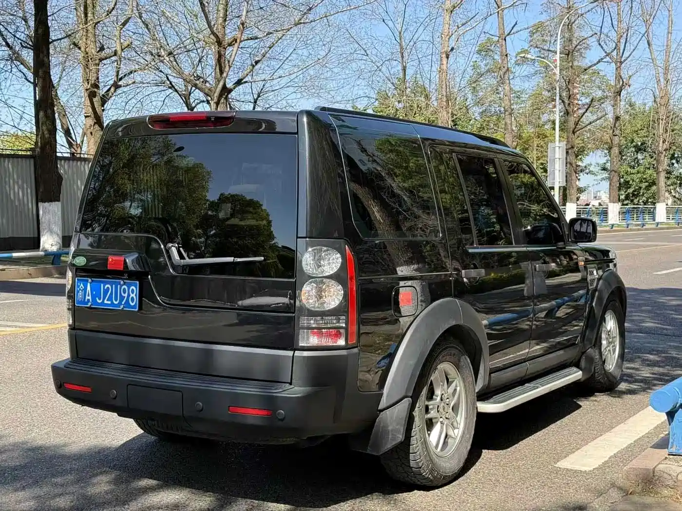 Land Rover Discovery 2009 Model 2.7 TDV6-S фото 9