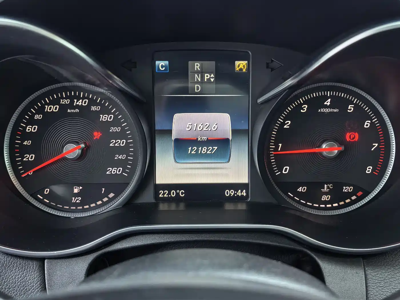 Mercedes-Benz C-Class 2015 Facelift C 180 L Sport фото 22
