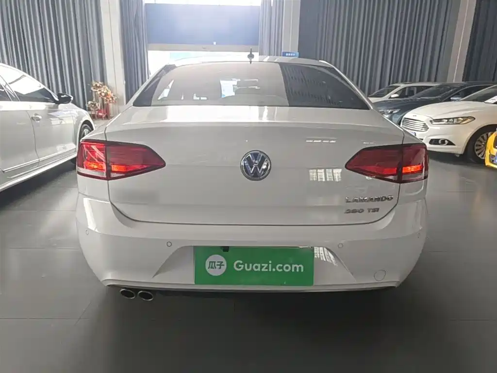 Volkswagen Lamando 2015 280TSI DSG Comfort фото 6