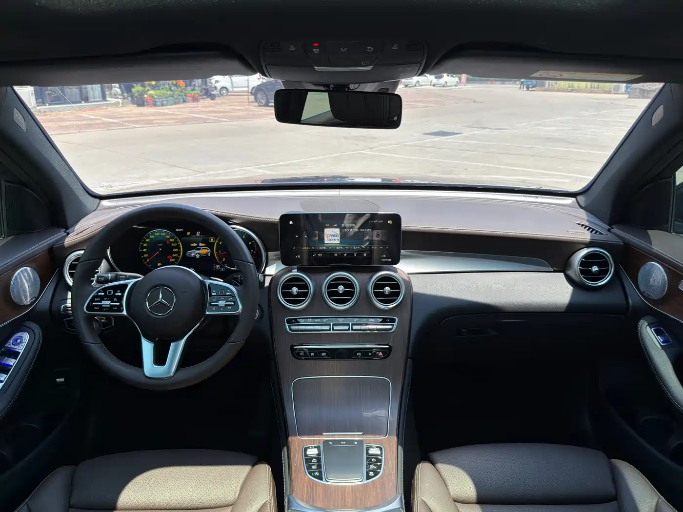Mercedes-Benz GLC 2021 GLC 300 L 4MATIC Sporty фото 8