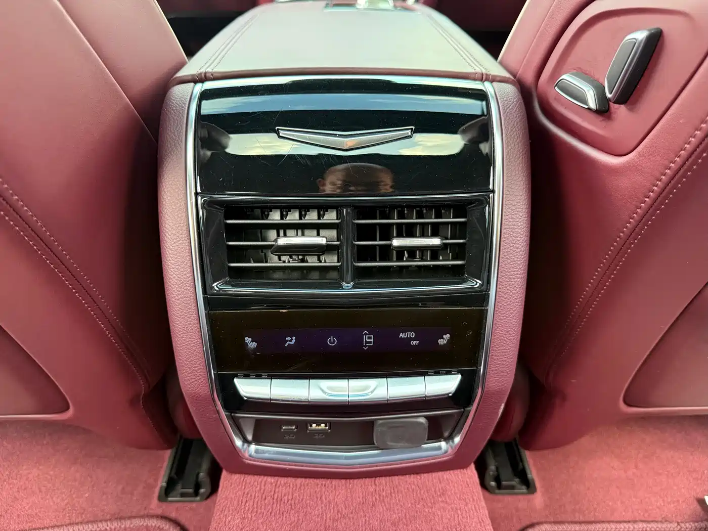Cadillac CT6 2023 28T Premium Model фото 15