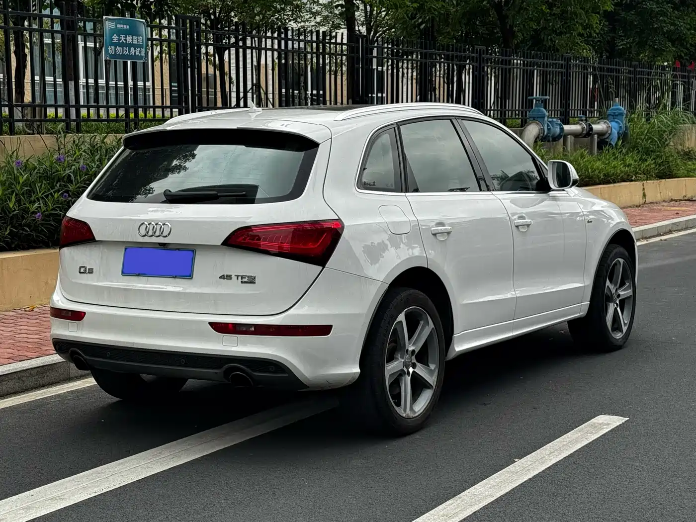 Audi Q5 (Import) 2013 45 TFSI quattro Sport фото 11