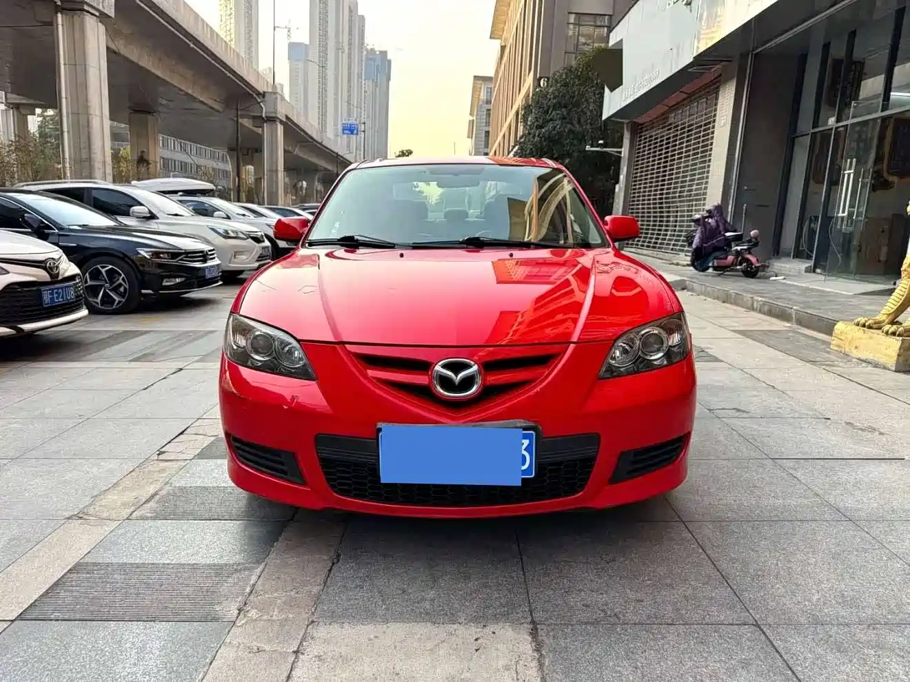 Фото 2 - Mazda 3