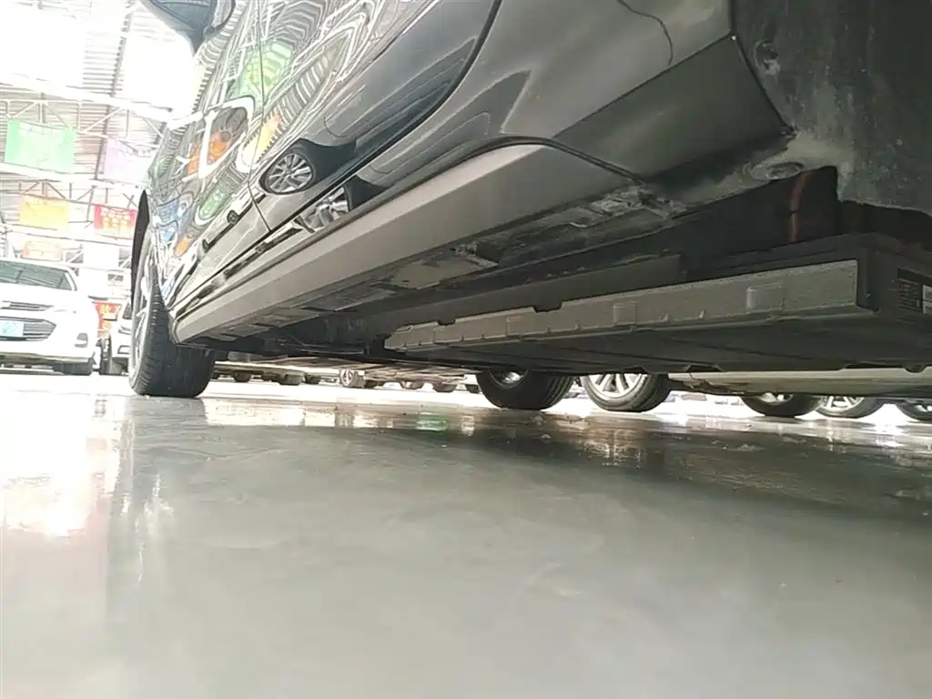 BYD Destroyer 05 2024 Glory Edition DM-i 55KM Luxury фото 22
