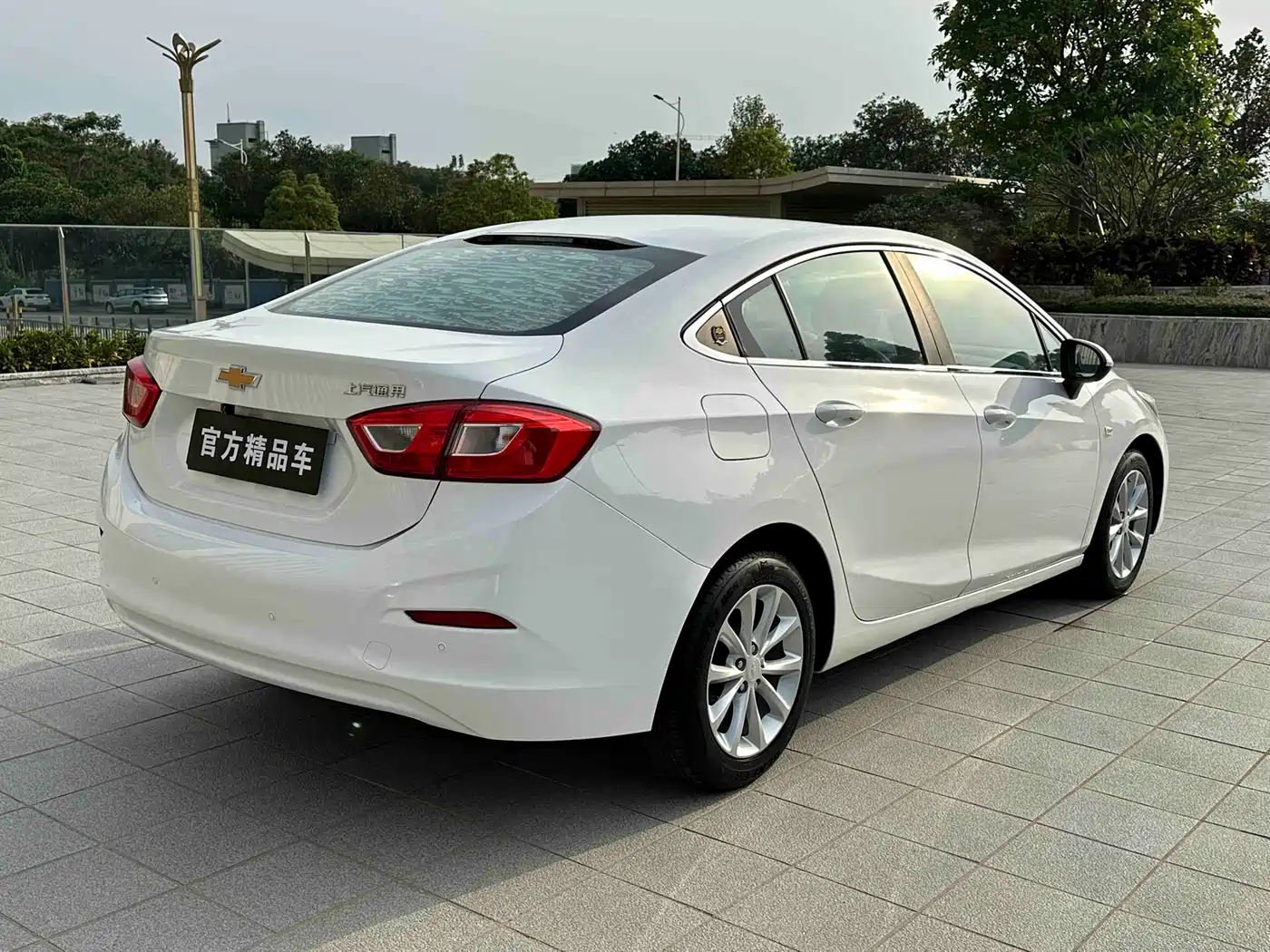 Chevrolet Cruze 2017 2017 1.5L Automatic Pioneer Sunroof