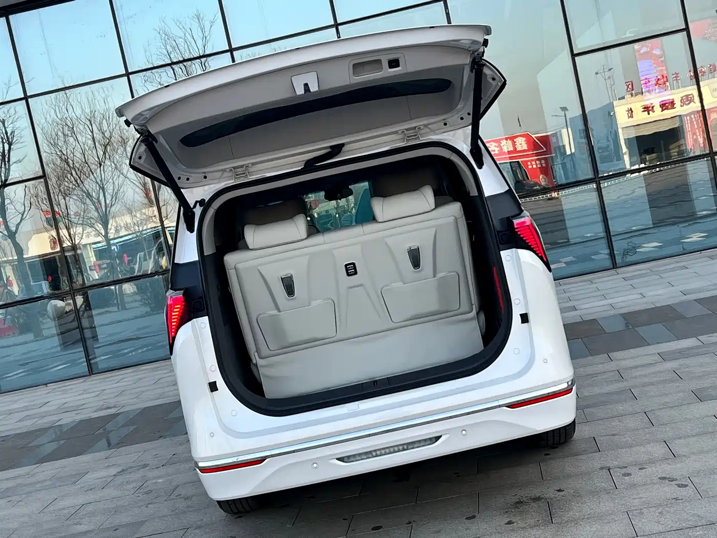 Buick GL8 2025 Model Landglory Smart Edition фото 17