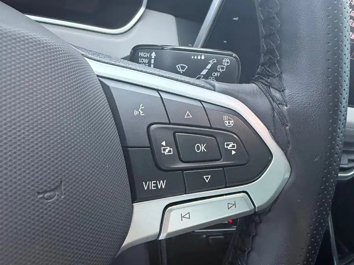 Volkswagen Tayron 2023 280TSI 2WD Luxury Plus Advanced Edition фото 9