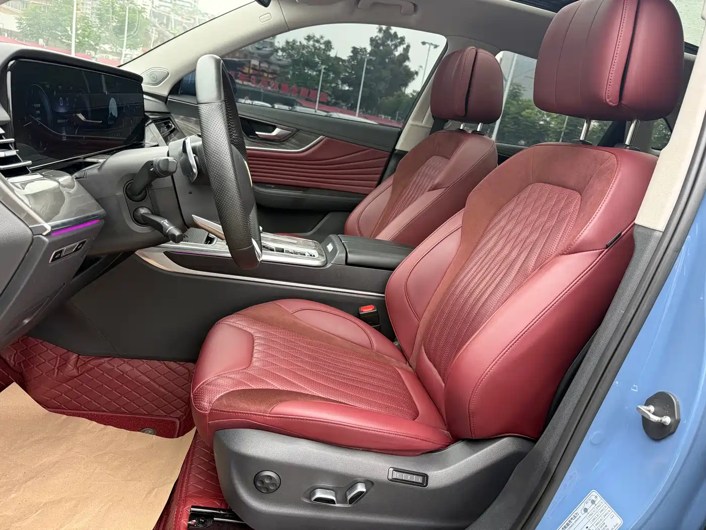 Hongqi HS5 2023 2.0T 4WD Flag Leader Pro фото 9