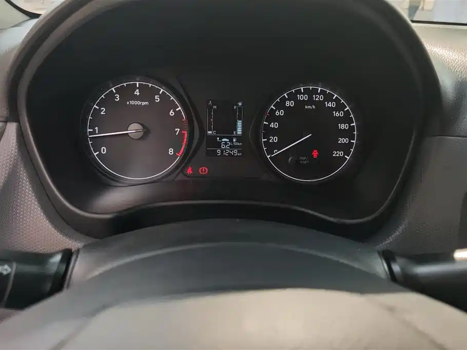 Hyundai Verna 2020 1.4L Manual GL Renewal Edition фото 14