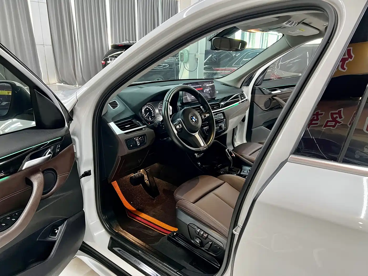BMW X1 2020 sDrive20Li Premium Edition фото 9