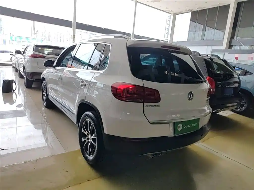 Volkswagen Tiguan 2016 Model 300TSI Automatic 2WD Luxury Edition фото 5
