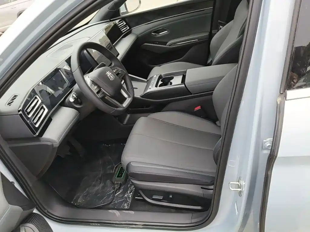BYD Qin L 2026 2026 Model DM-i Smart Drive Edition 128KM Pioneer