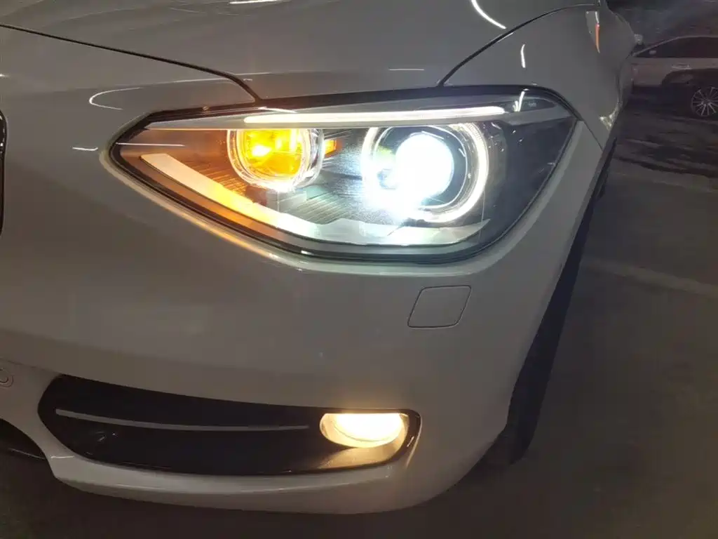 BMW 1 Series (Import) 2013 Facelift 118i Sport Model фото 24