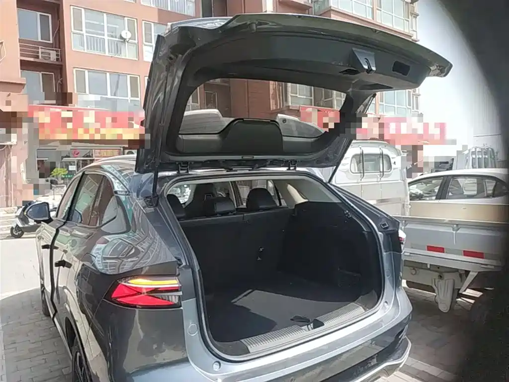 ROEWE RX5 NEW ENERGY