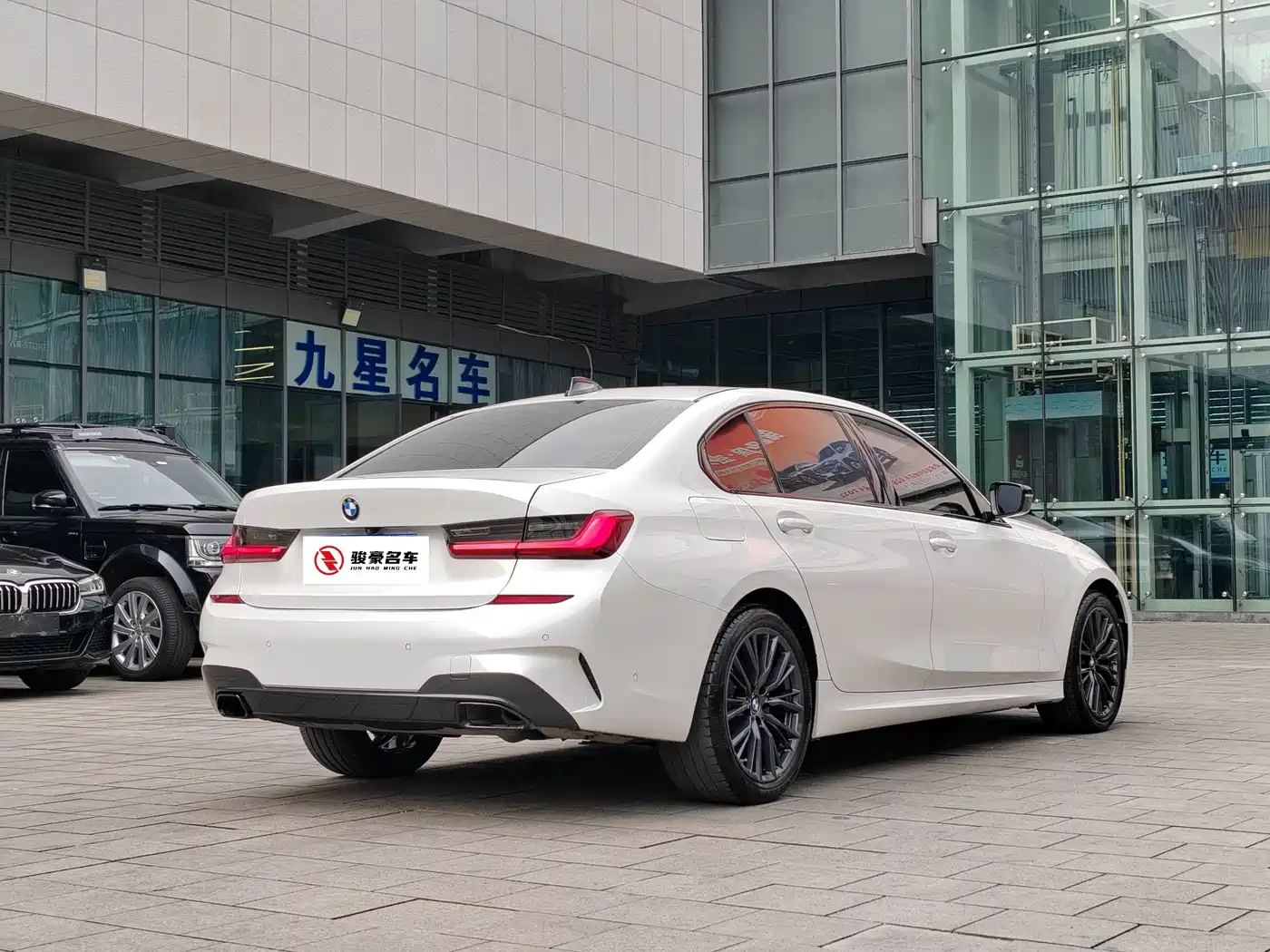 BMW 3 Series 2022 325Li M Sport Shadow Edition фото 14