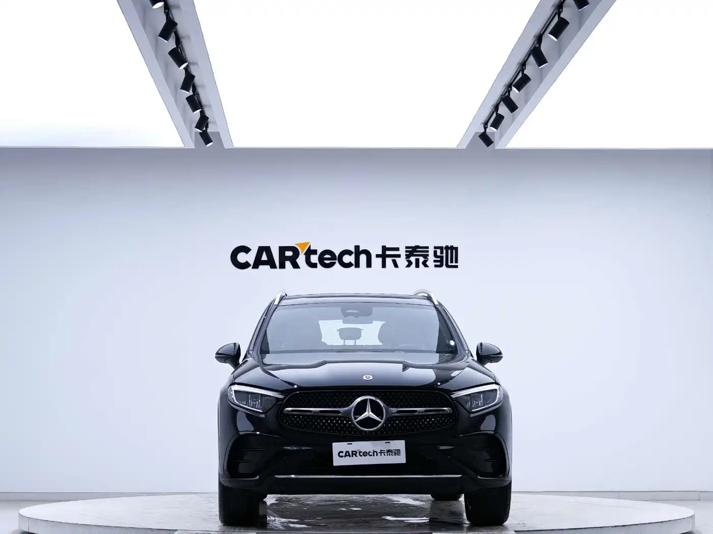 Mercedes-Benz GLC 2023 Facelift GLC 260 L 4MATIC Luxury 7-Seater фото 6