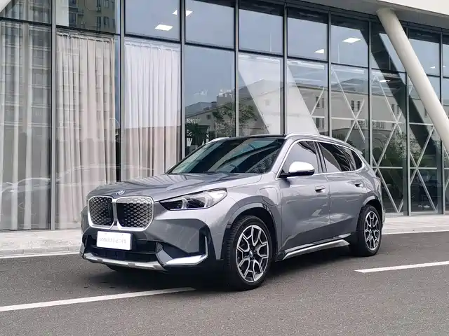 BMW BMW iX1 2023 xDrive30L X Design Package