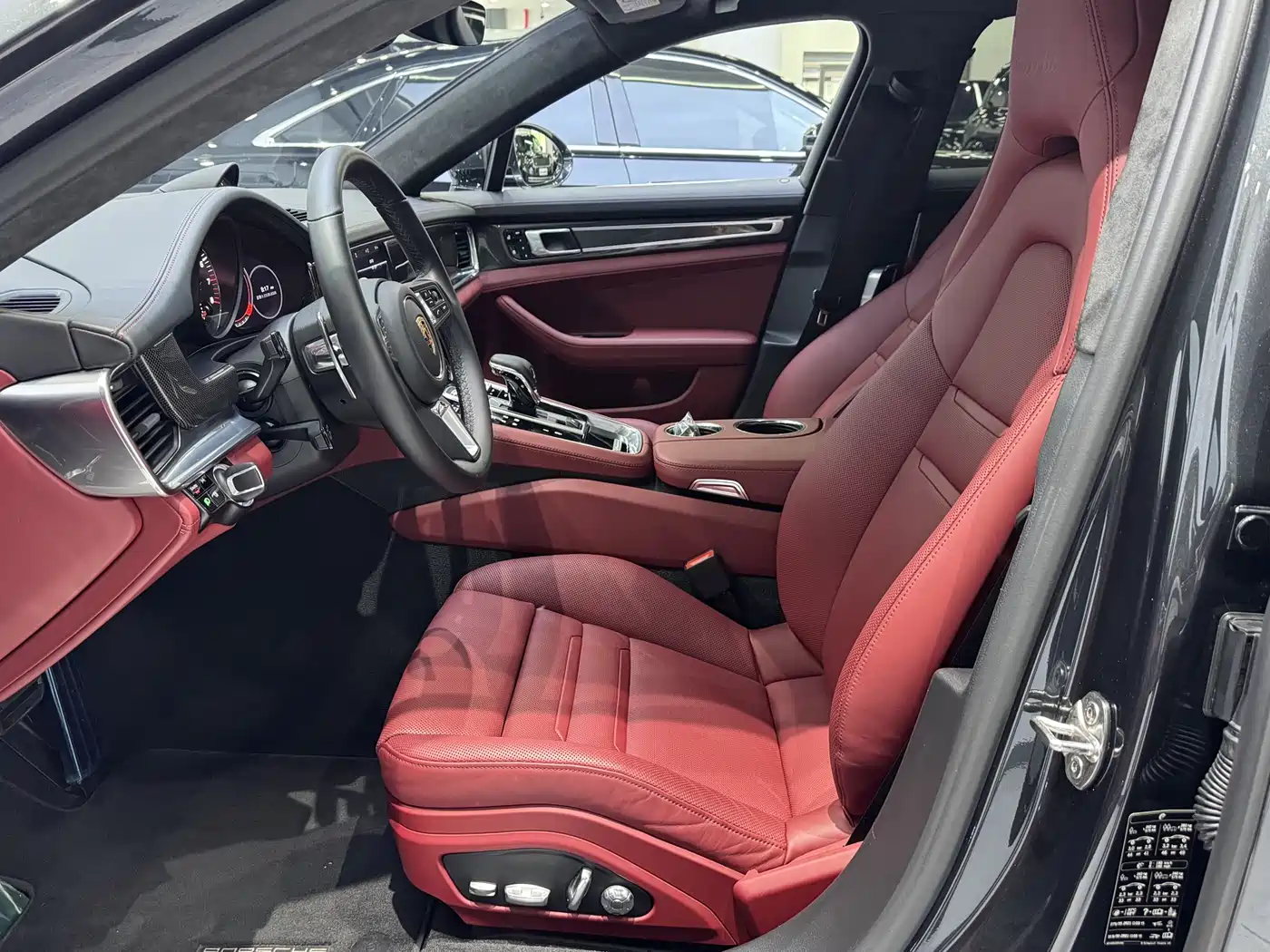 Porsche Panamera 2017 Panamera Turbo 4.0T фото 8